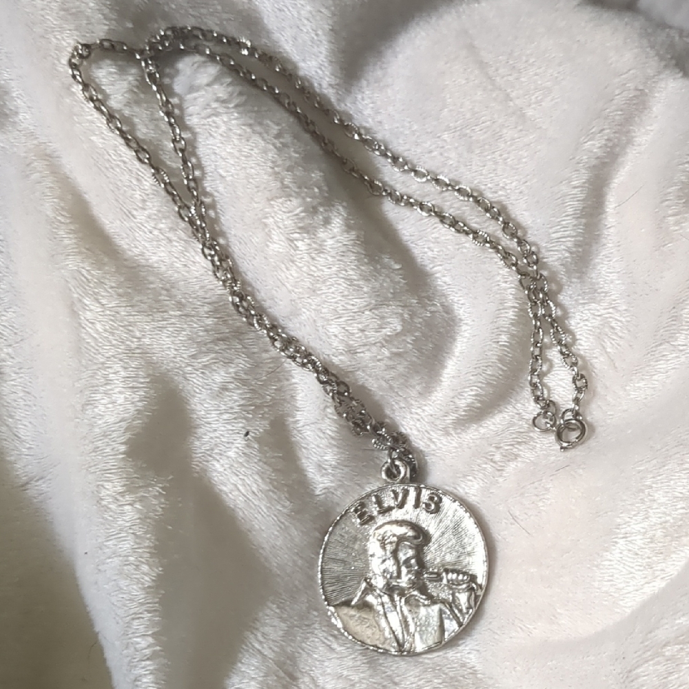 Unbranded Silver-Tone Elvis Medallion Pendant Necklace